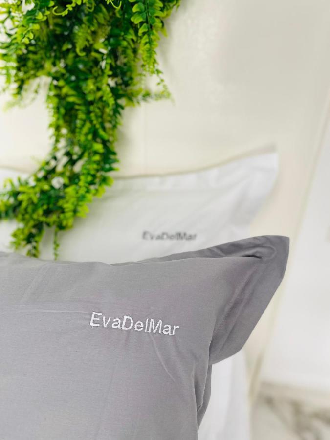 Eva Del Mar - Sea View - Mamaia Nord Apartment Bagian luar foto